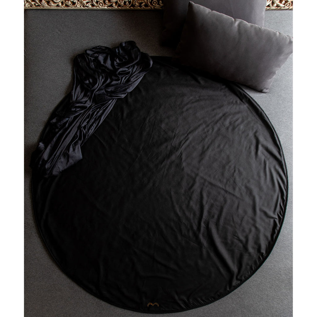 Black Hole